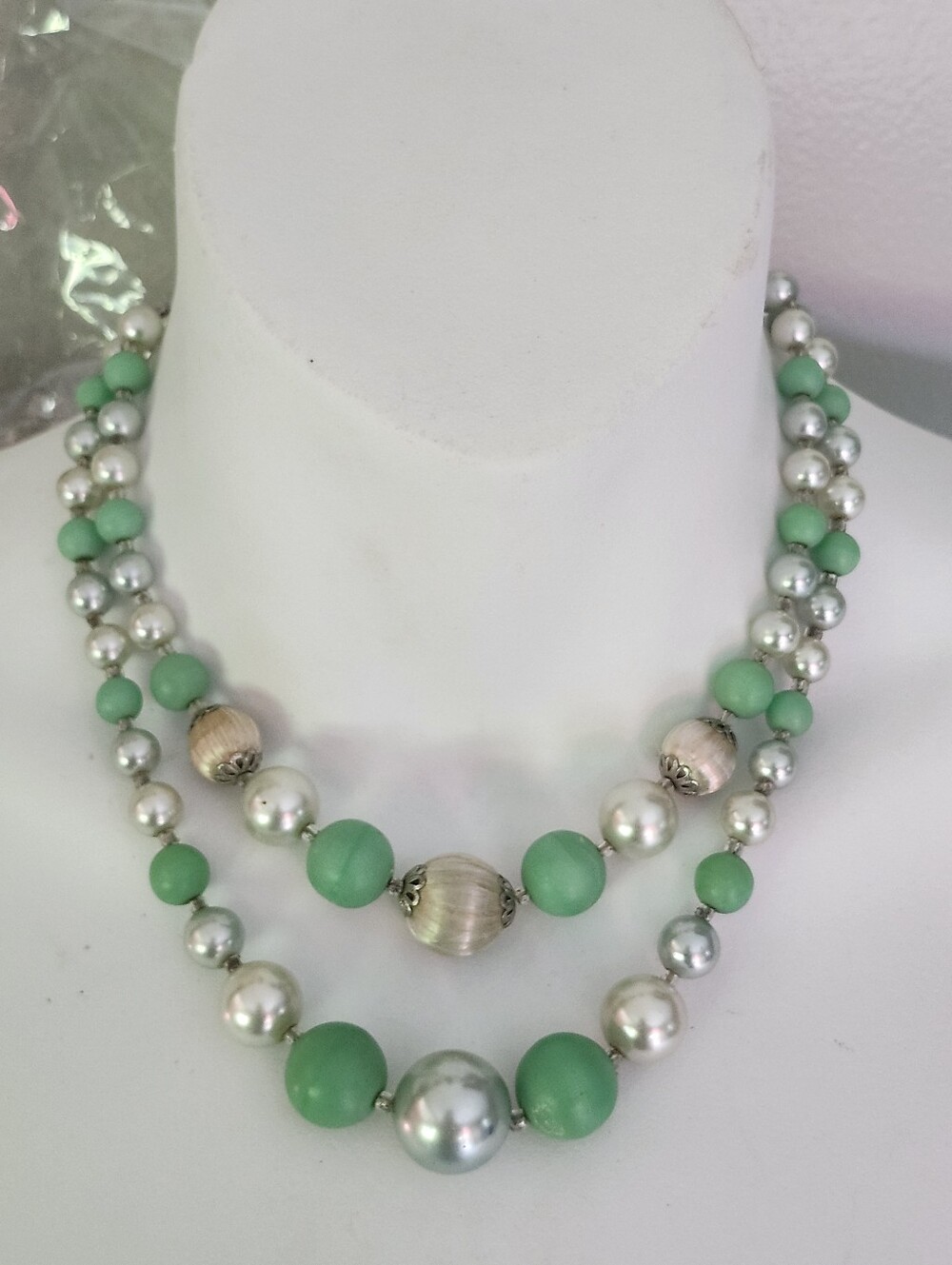 Vtg Japan Double Strand Mint Green and Silver Beaded Necklace